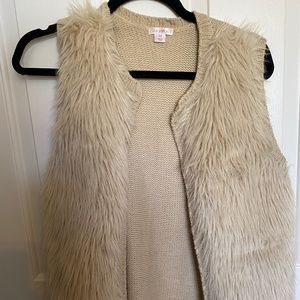 Sweater fur vest